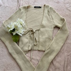 NUDE RIBBED CROPPED TIE CARDIGAN